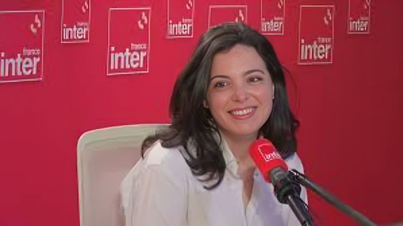 Asma Mhalla: une voix influente sur la technologie et la politique